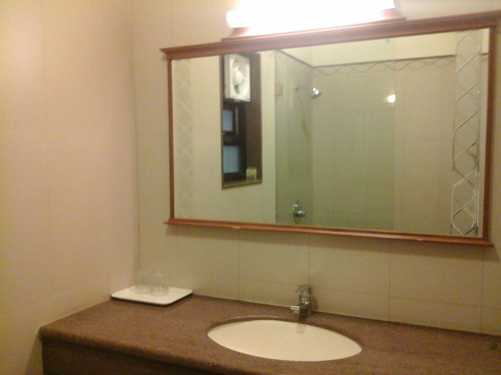 Khimji Bhagwandas Arogyabhavan Hotel Nashik Camera foto